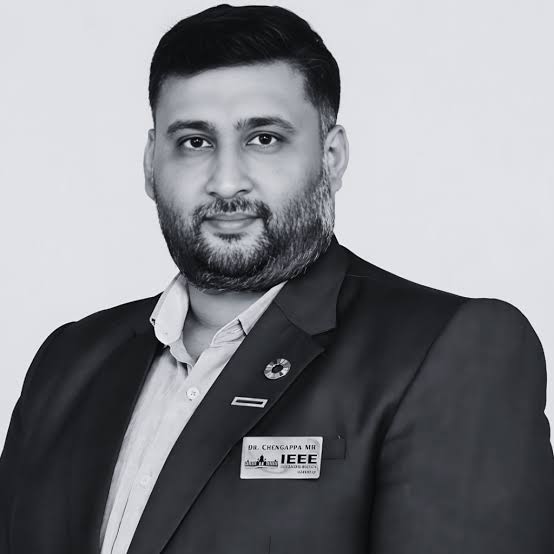 Dr. Chengappa Munjandira